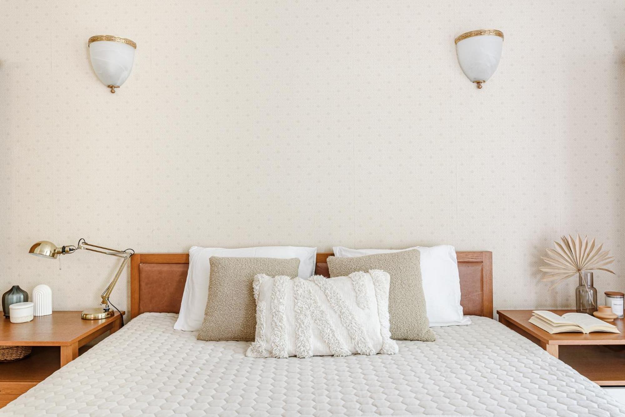 Jacuzzi Apartments X Free Parking X Self Check-In 24X7 By H&H VNO Esterno foto
