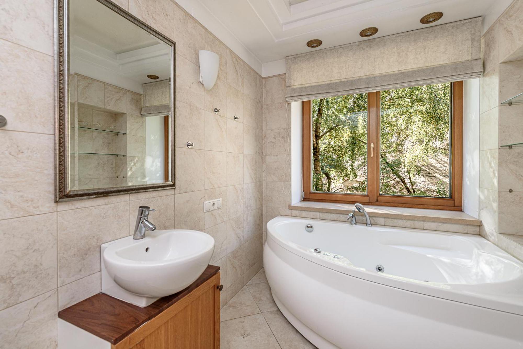 Jacuzzi Apartments X Free Parking X Self Check-In 24X7 By H&H VNO Esterno foto