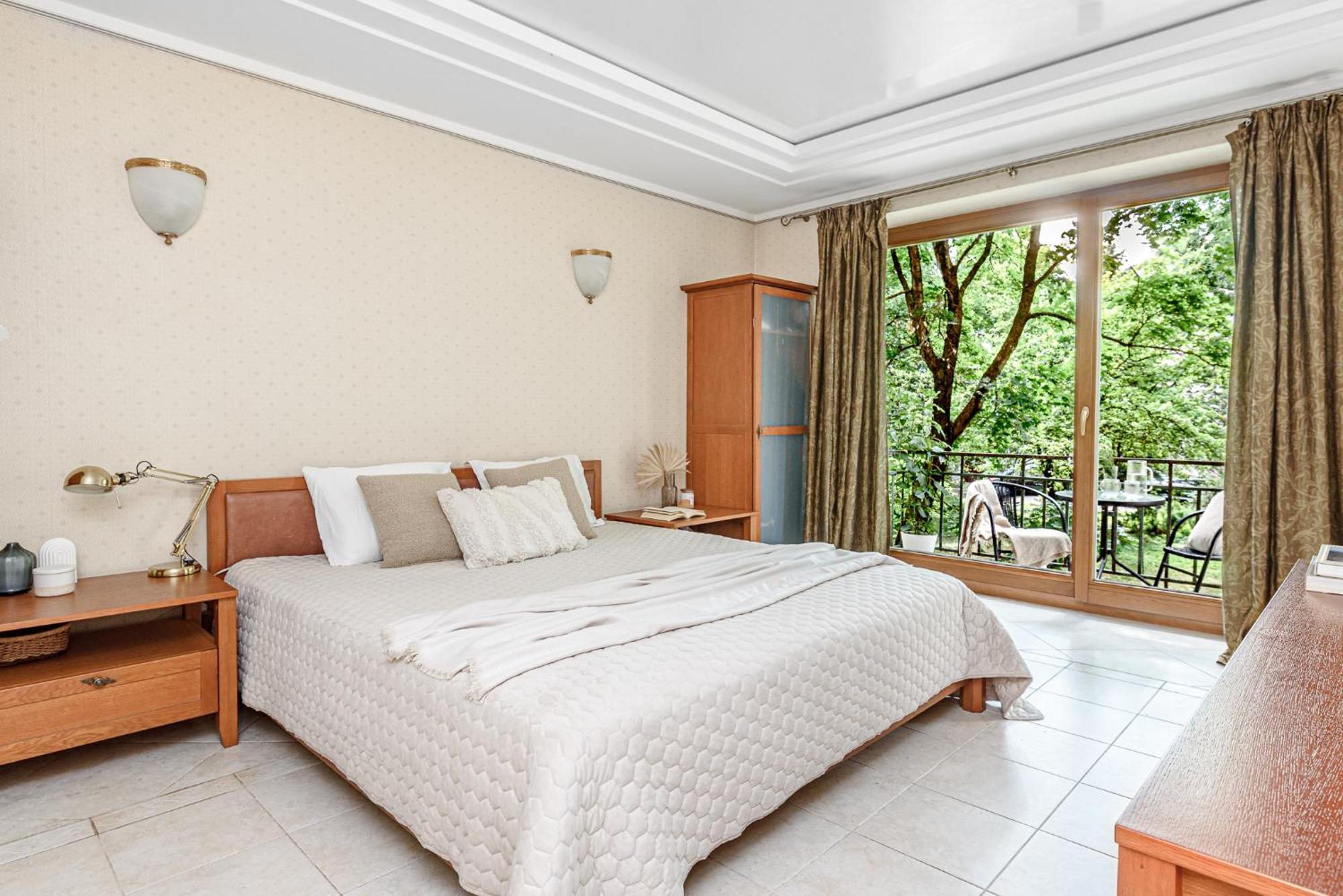 Jacuzzi Apartments X Free Parking X Self Check-In 24X7 By H&H VNO Esterno foto
